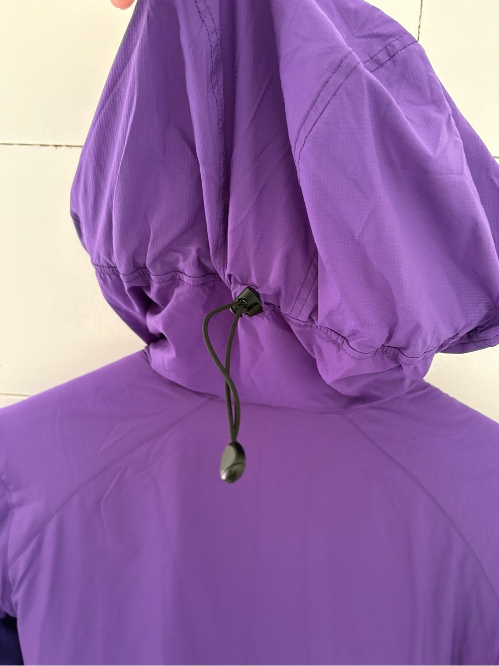 ARC’TERYX Women’s Atom SL Hoody Jacket - Picture 6 of 9